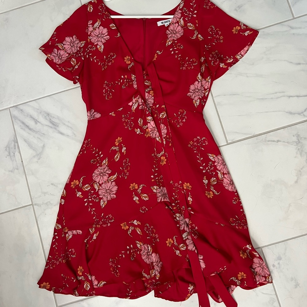 BB Dakota Womens Red Floral Laselle V-Neck Faux Wrap
